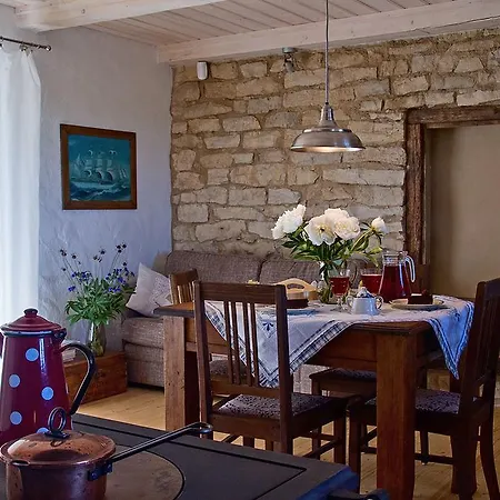 Dom wakacyjny Hansi Puhkemaja