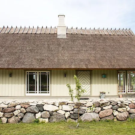 Hansi Puhkemaja Dom wakacyjny *