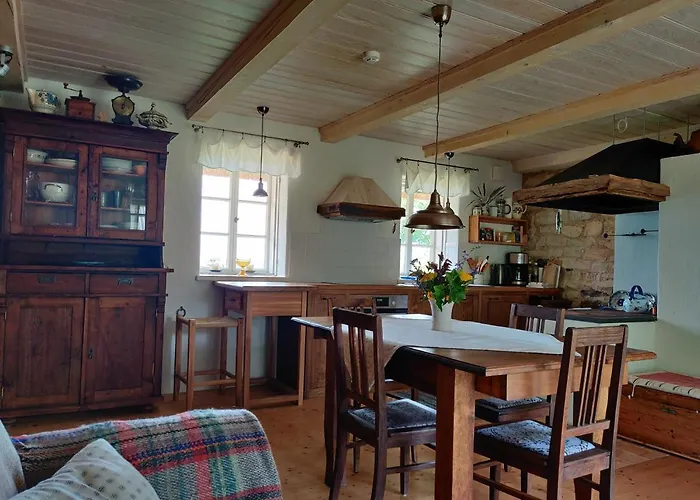 Hansi Puhkemaja Kuivastu